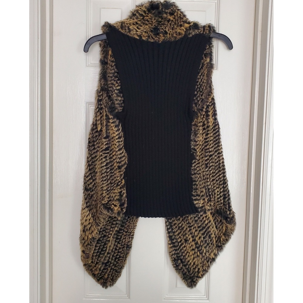 Elliatt Rabbit Fur Ribbed Knit Open Front Vest Small - Picture 5 of 7